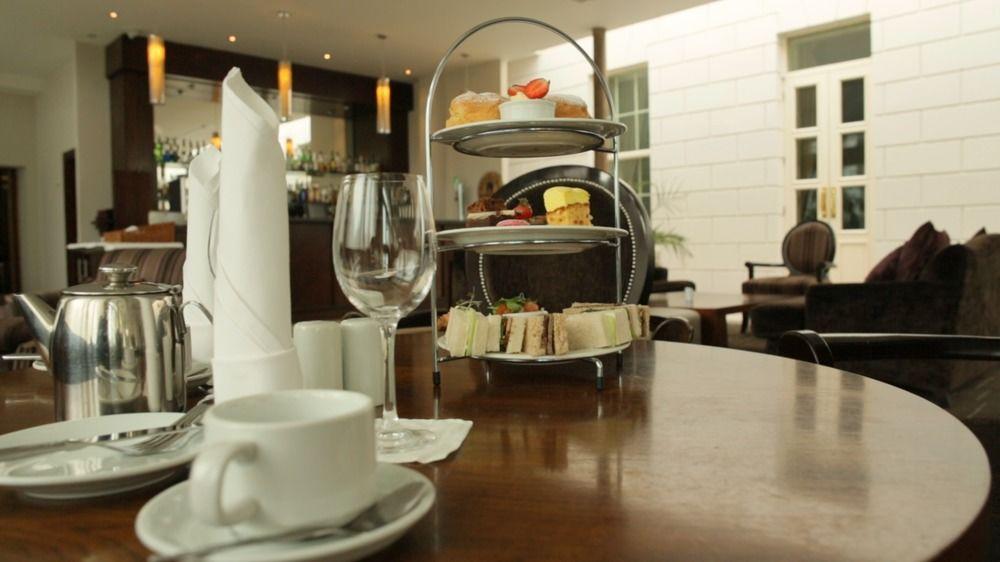 Dunboyne Castle Hotel & Spa Экстерьер фото
