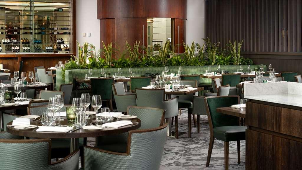 Dunboyne Castle Hotel & Spa Ресторан фото