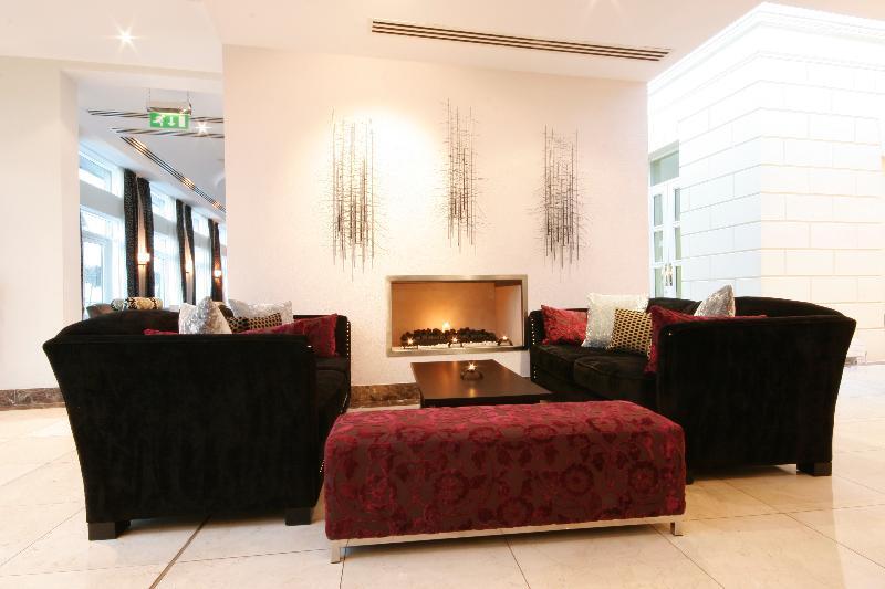 Dunboyne Castle Hotel & Spa Экстерьер фото